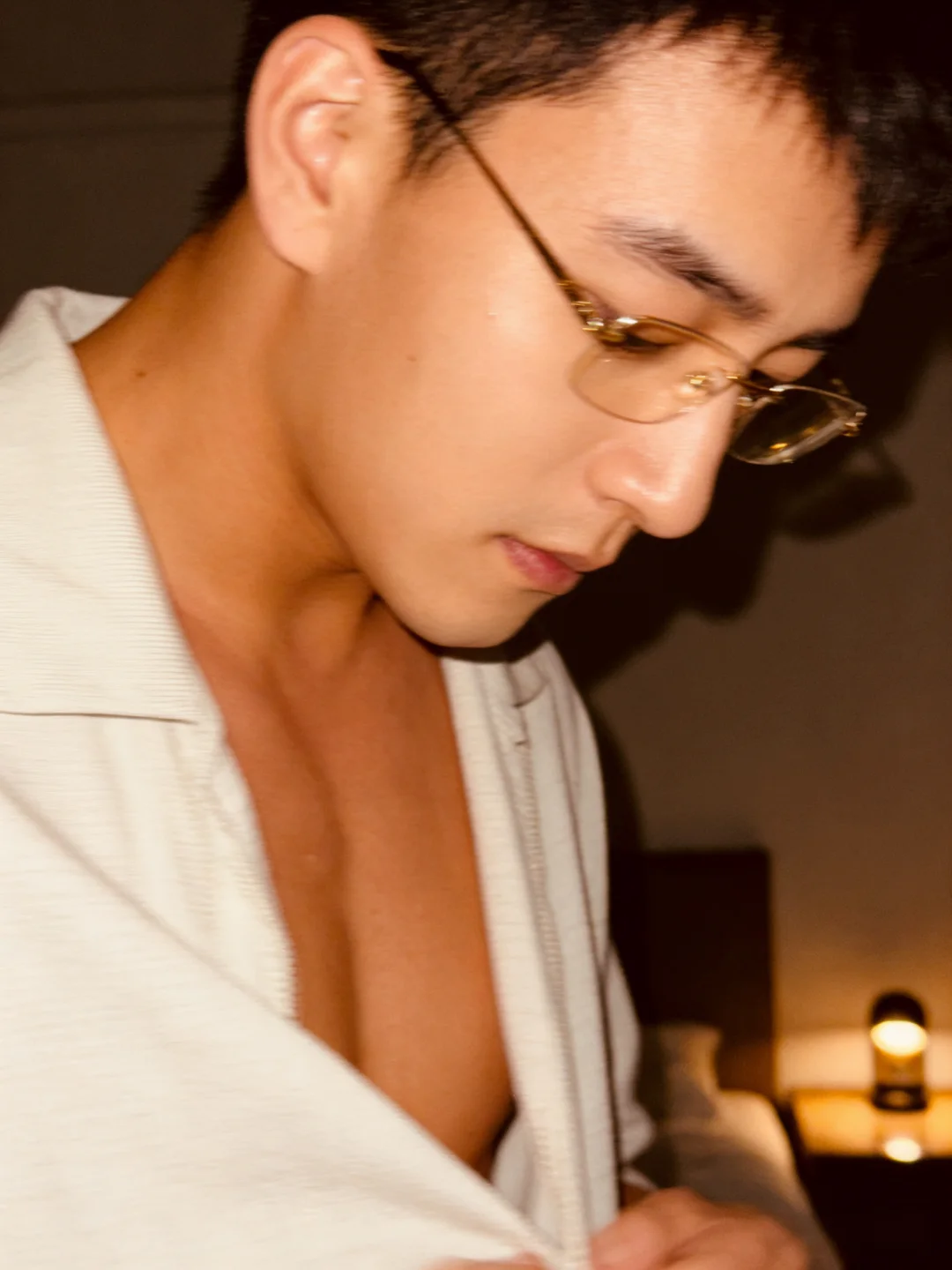 也就帅得刚刚好，能让你多划两下屏幕🥱