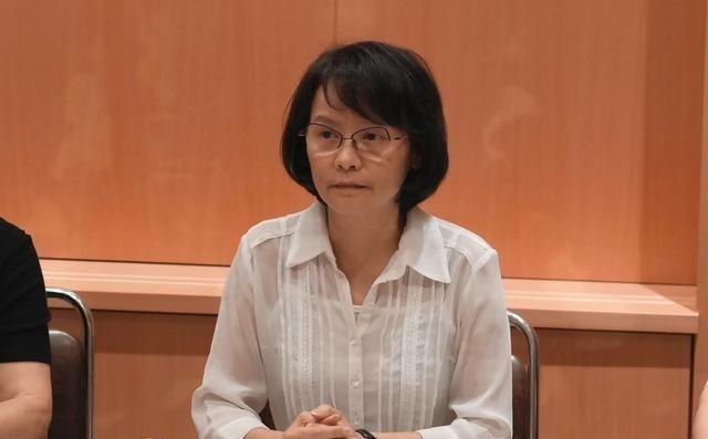 [微风]“过去国民党反共，是认为自己比共产党好。事实证明，打仗打不过，治国差了十