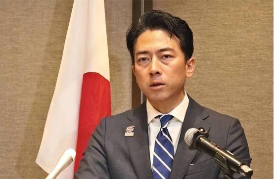 日本开始报复了？五轴联动机床和量子计算配套设备，限制对华技术输出！
 
从202