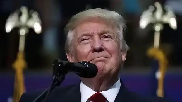 太可怕了！

俄罗斯经济学家表示：因为39万亿美元还不起，特朗普很有可能已经有了