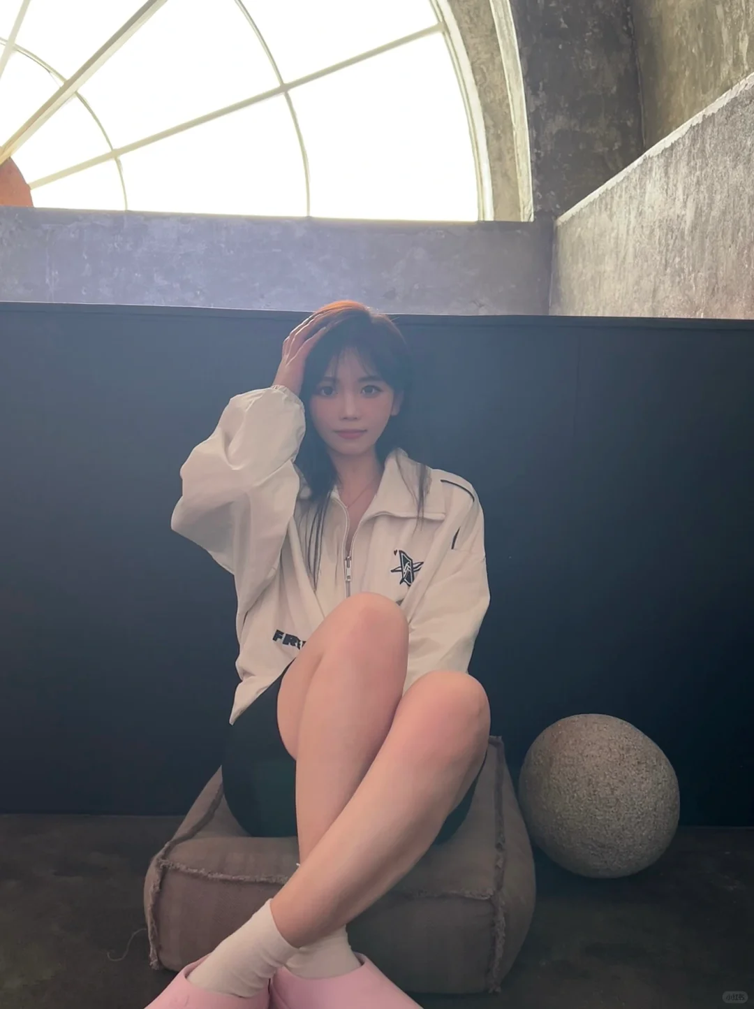 存一些拍照姿势📷