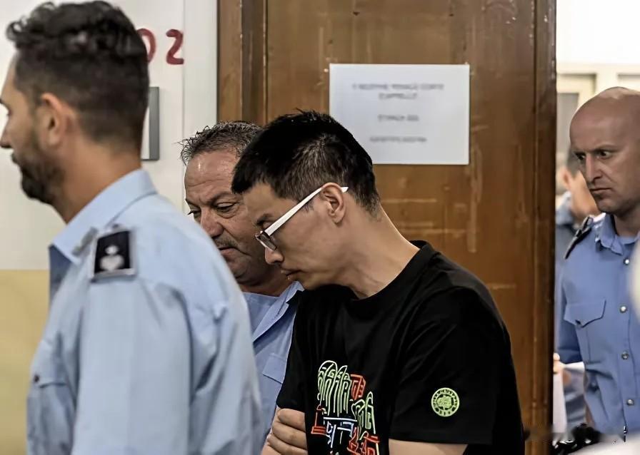 孟晚舟事件第二？
徐泽伟，中国一个信息技术产业公司和一个半导体公司的高层管理人员