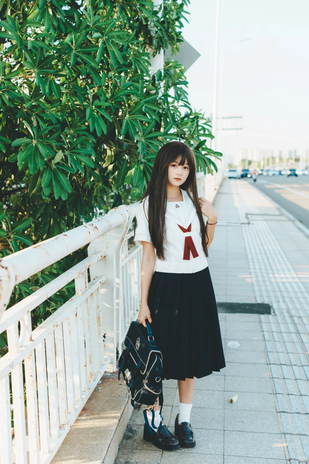 jk妹请稍息立正(´-ω-`)！