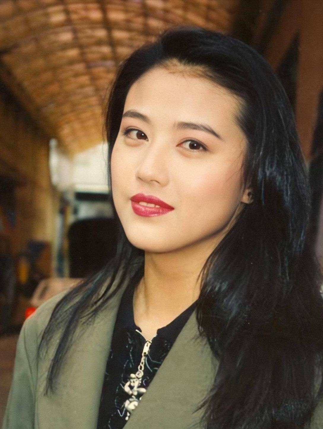 演员，张铁林说，和周海媚搭戏，只演了一上午，我就下岗了，导演对我说，你先歇歇，等