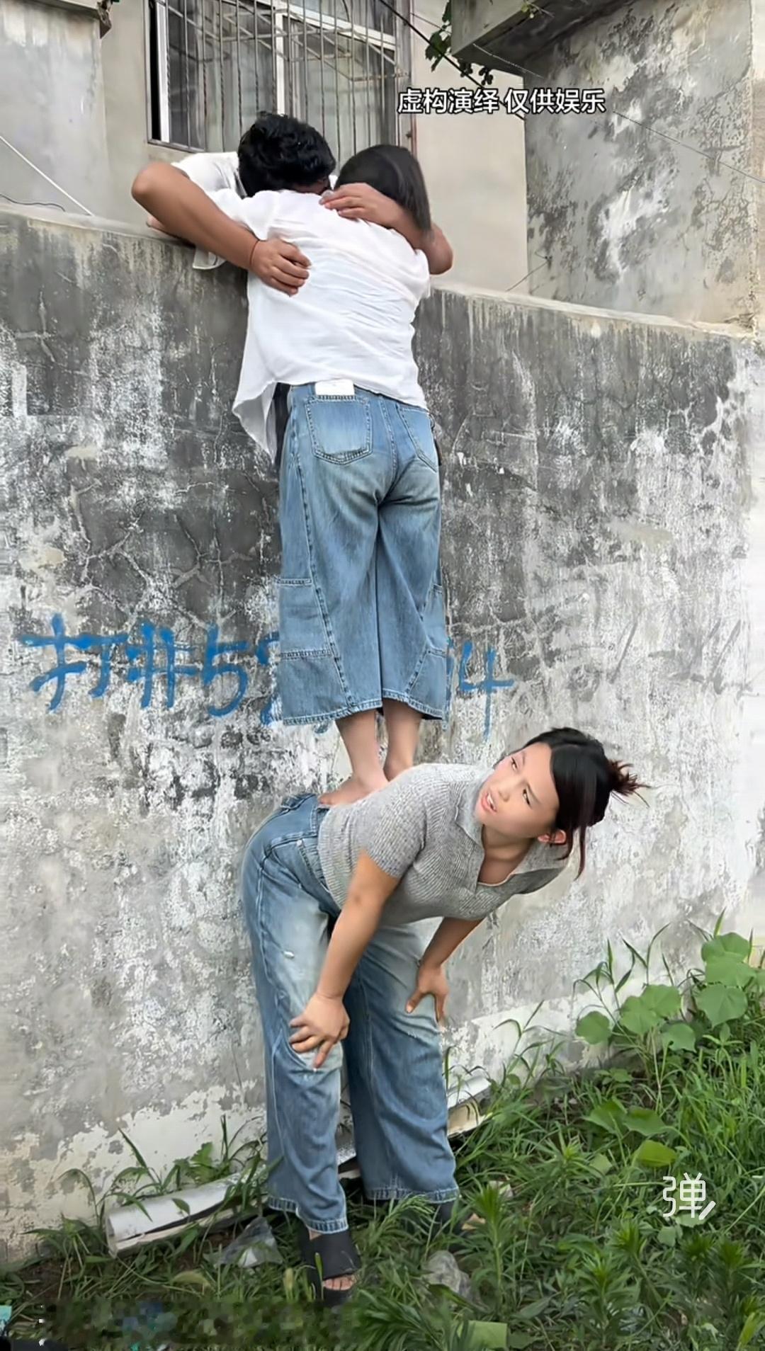 8月5日《华盛顿邮报》说，近日特朗普把国防部长赫格塞思劈头盖脸一顿臭骂，拍着桌子