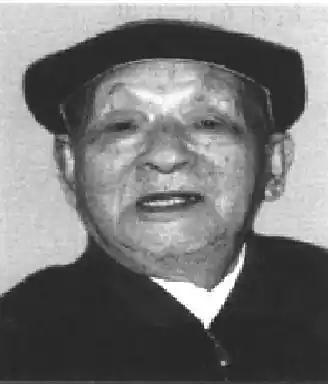 1931年，他曾从敌人刀下救出毛主席，谁知建国后，他却被抓进监狱，主席知道后大怒
