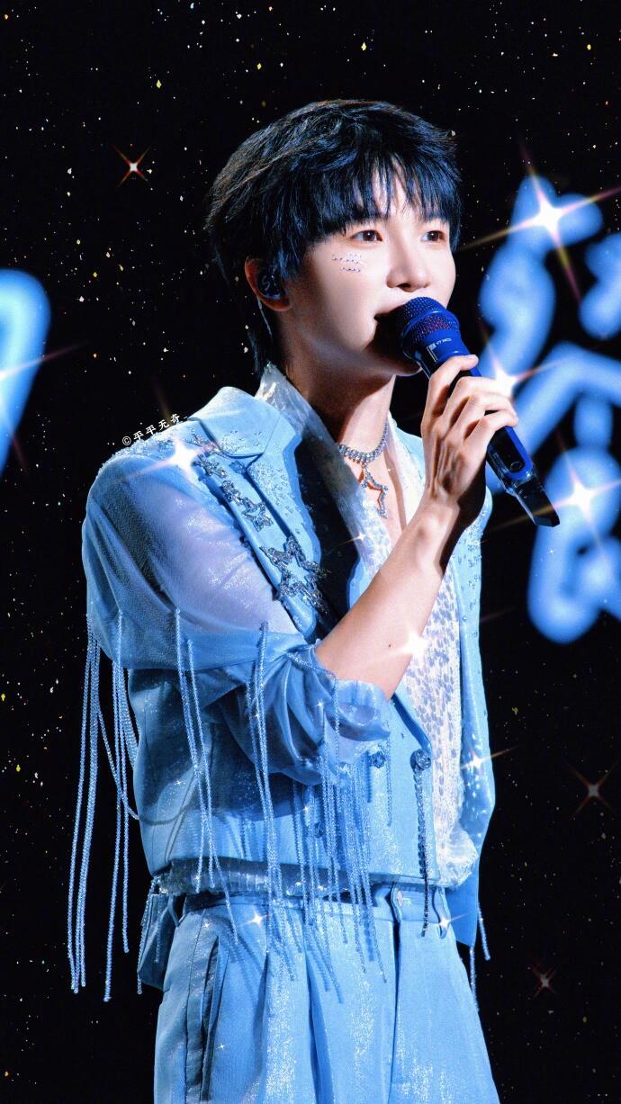 周深拼豆vlog 谁能拒绝手忙脚乱却超认真的拼豆深！一个半小时的专注，把生米可可