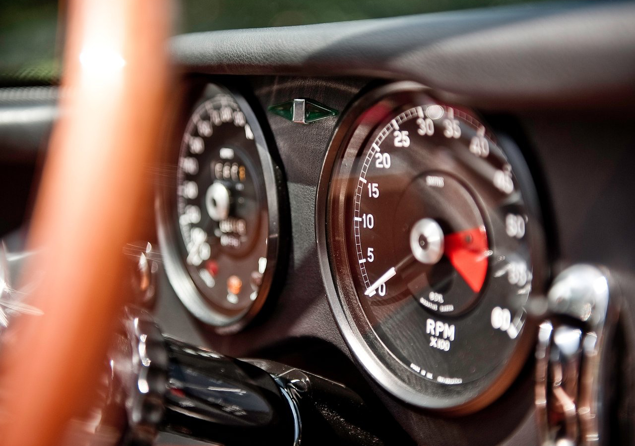 捷豹e-type      2011 Eagle E-Type Speedste