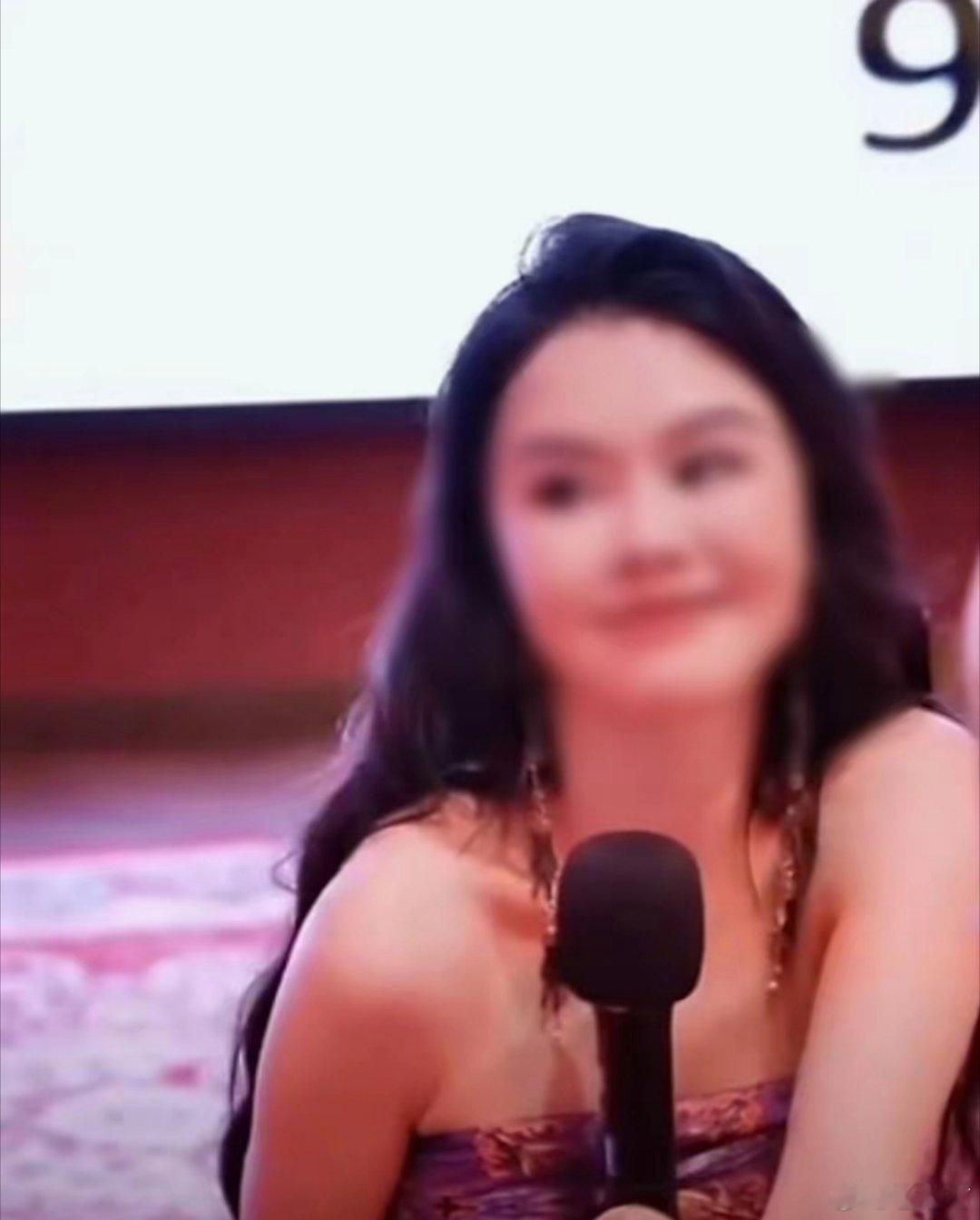 律师称网红周媛或构成犯罪魔性台词引跟风模仿，明星玩梗推波助澜，让歪理邪说大肆传播