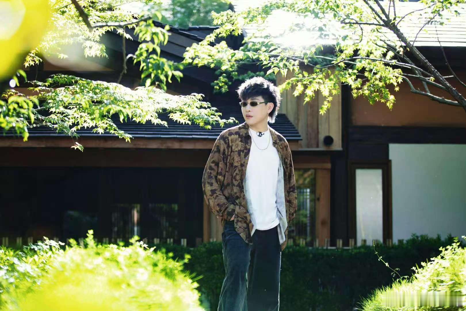 胡彦斌连续两次月度第一胡彦斌两次月度第一 胡彦斌连续两次月度第一，太厉害了 