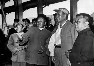 吃水不忘挖井人，永远感恩毛主席！[玫瑰][玫瑰][玫瑰][赞][赞][赞]