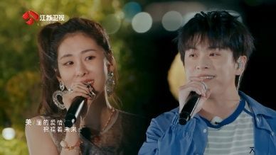 #武艺最近在忙张碧晨演唱会# 两位歌手的合作，让我感受到了音乐的魅力和力量。武艺