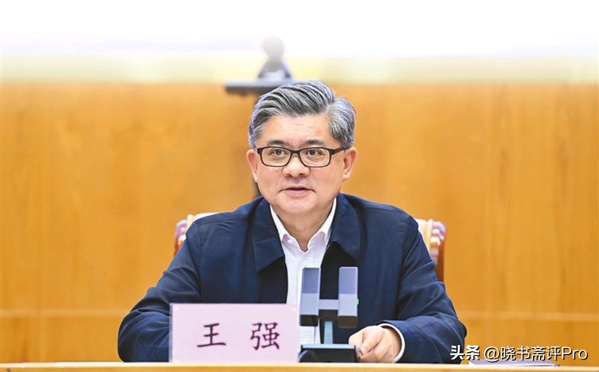 重要人事调整！王强已经不再是拉萨市长！9月16日，西藏拉萨市相关部门宣布：接受王
