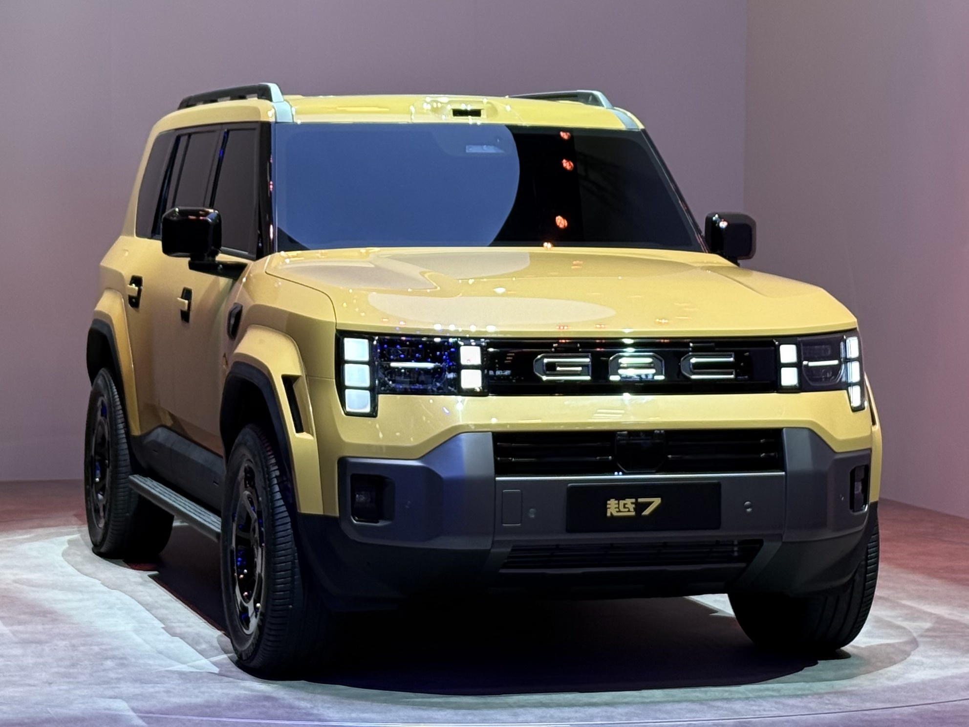 广汽传祺越 7 在北京车展亮相了，作为传祺的第一款方盒子造型 SUV，大家觉得这