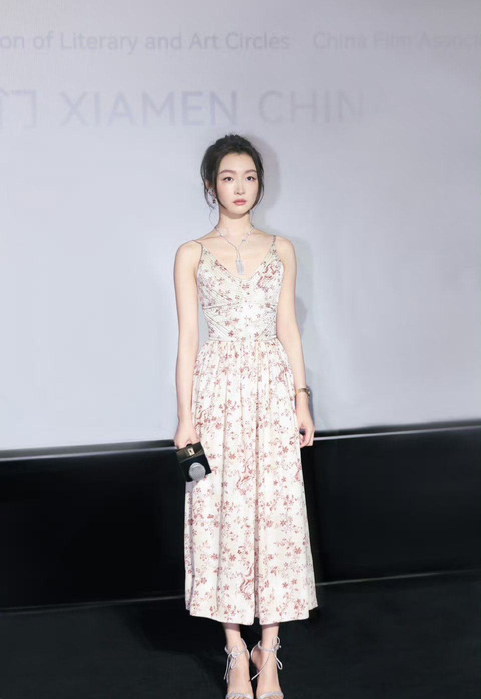 周冬雨～～周冬雨周冬雨