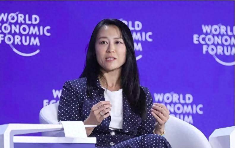 “中国想成为发达国家，就必须向日韩一样成为消费大国。”在上个月底的天津经济论坛会