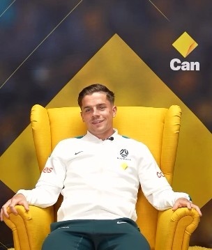 澳大利亚中场卡梅隆·德夫林在接受FIFA官网采访，谈到当年和梅西换球衣🎙️：“