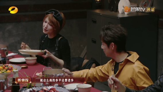 何炅业务能力好不是没有原因的大侦探11大侦探当优秀已成习惯，何炅还在思考更高挑战