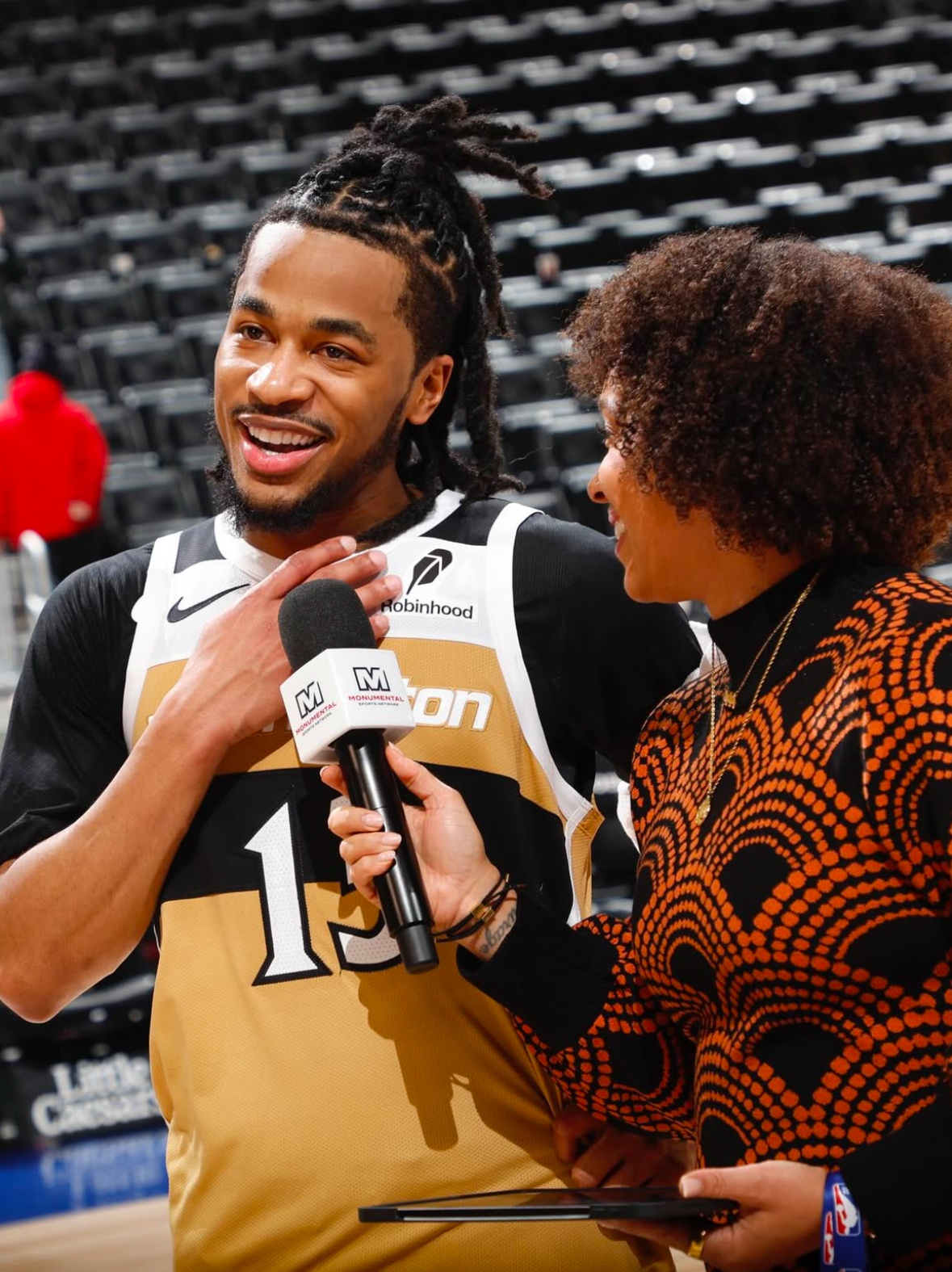 谢里夫库珀今日对阵篮网队比赛上场28分钟8中5得到14分5篮板3助攻继上场得到1