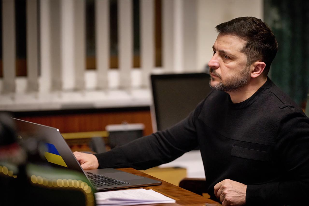 乌克兰到头了，欧洲断电
当地时间23日，斯洛伐克总理菲佐公开表示：已经要求斯洛伐