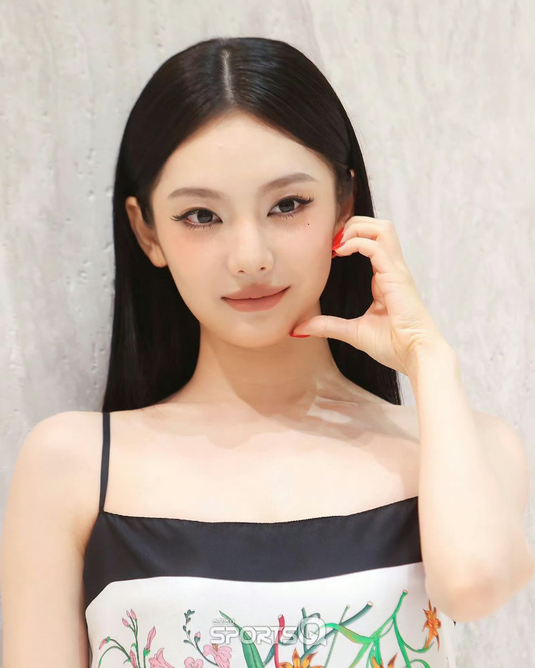 宁艺卓GUCCI线下活动状态宁艺卓GUCCI线下活动生图 哇塞完全美神来的 