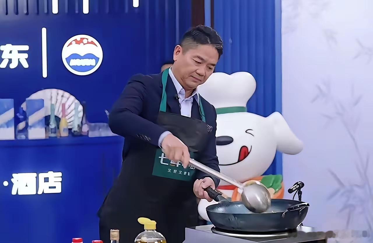 刘强东也加入贾国龙和罗永浩的纷争了！大佬不愧是大佬，贾国庆和罗永浩因为预制菜吵个