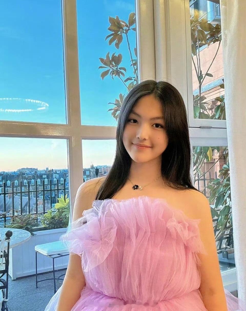 王诗龄和黄多多，英式教育和美式教育的区别 