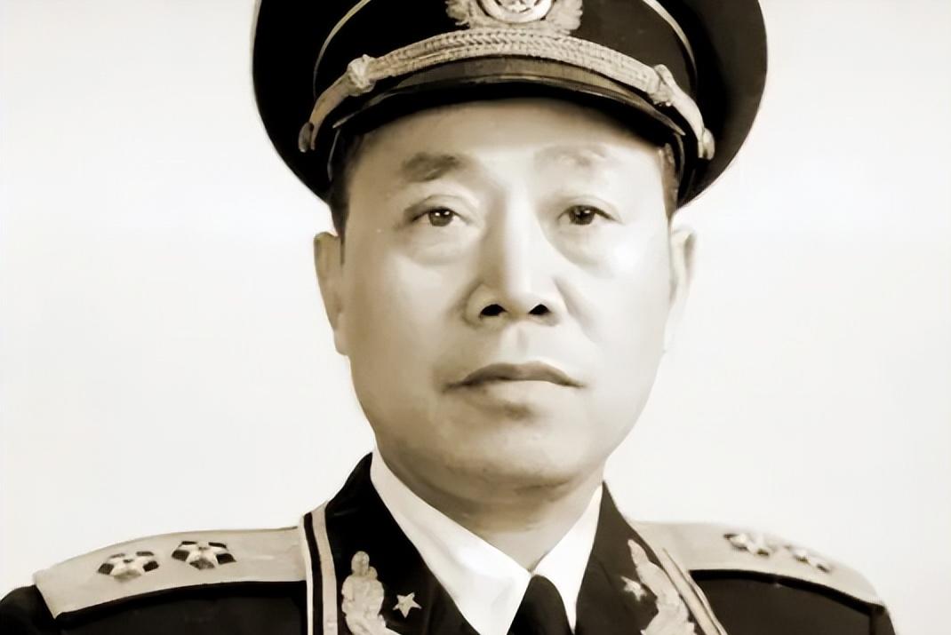 “葡萄美酒夜光杯，欲饮琵琶马上催。”古往今来的名将，多是喜酒之人。陶勇也不例外。