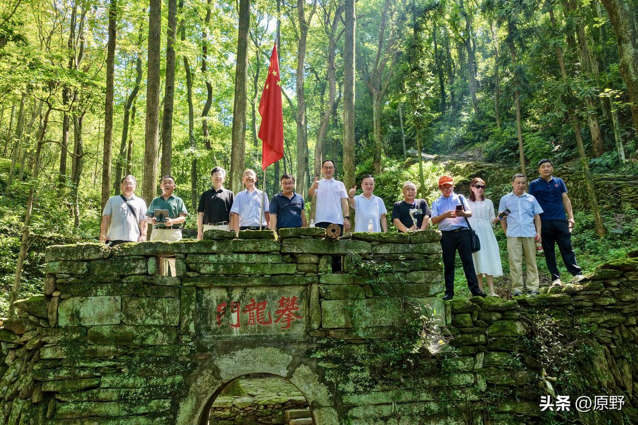 如何评价安庆山青水秀，人杰地灵。