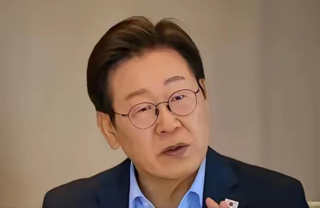 快讯   快讯 
韩国外交部14日宣称，将与中国进行沟通，以降低中国针对造船商韩