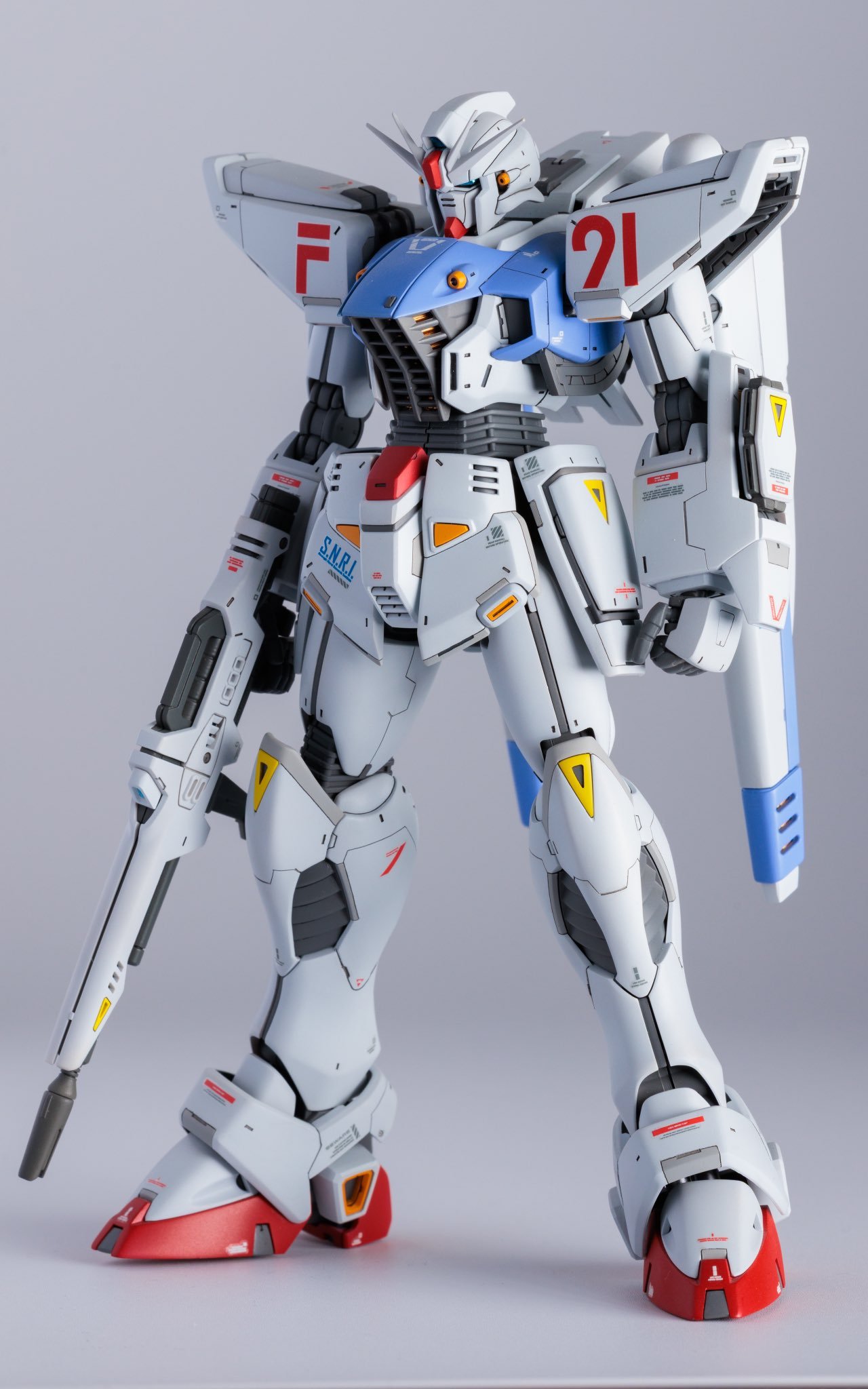 今天9月1日“F91日”作品精选9图高达模型[超话]高达模型 ​​​