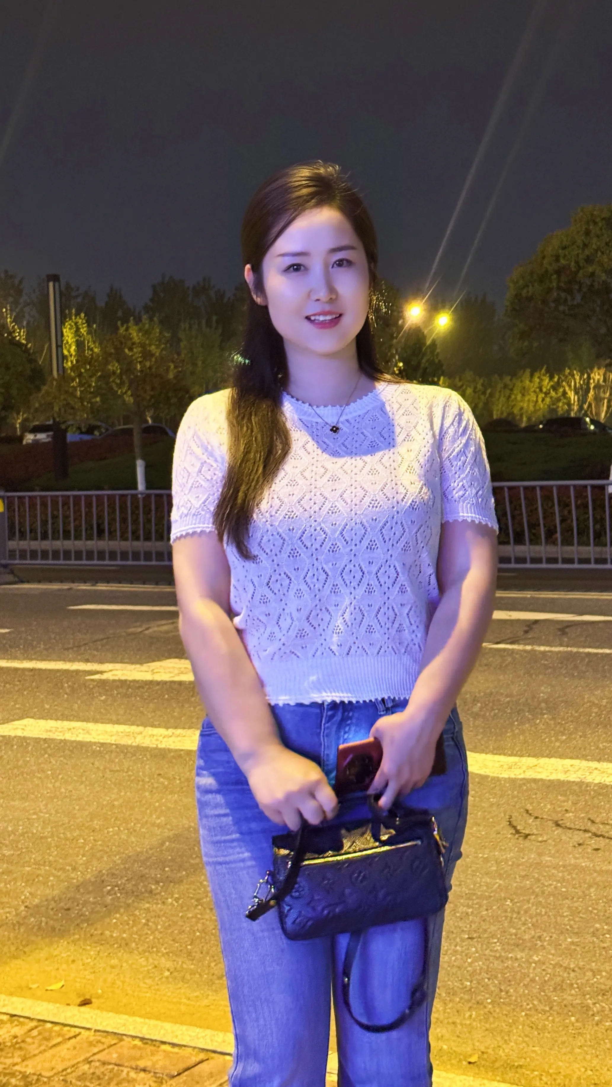 独立不是不需要别人，是不怕失去任何人。