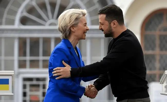 近日欧盟通过了对乌克兰900亿欧元贷款决议。首笔资金预计5月底—6月初拨付。
[