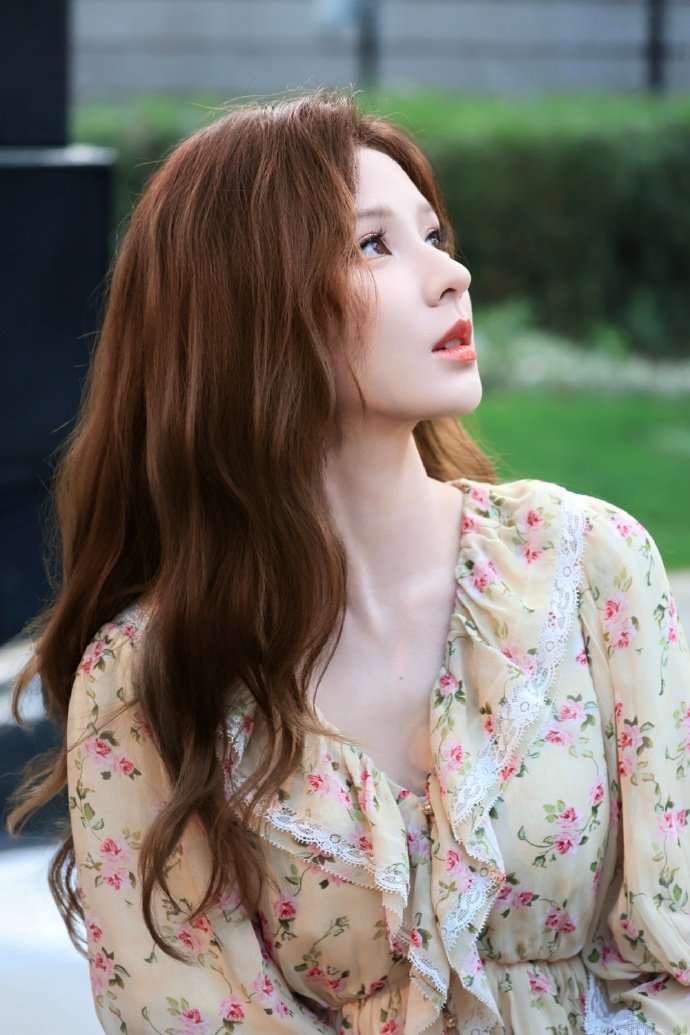 张予曦毕雯珺合伙人零互动全员合体气场全开，群像画面和谐又吸睛，节目整体质感超棒。