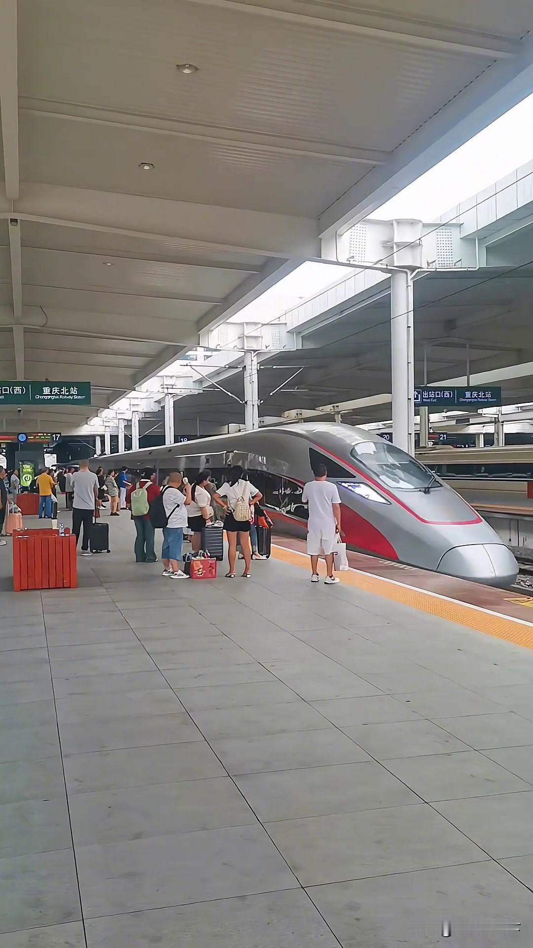 国庆高铁票凭空贵几十？12306回应：没涨价，是折扣停了

各位朋友，国庆还没出