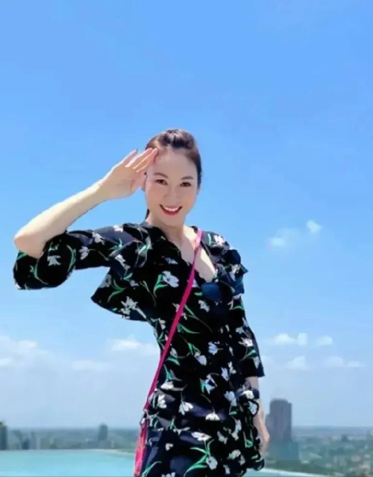 汪小菲和庄思敏这是真的吗？
那个臭蝇蝇到底算怎么回事？
这位庄美女是何方神圣。