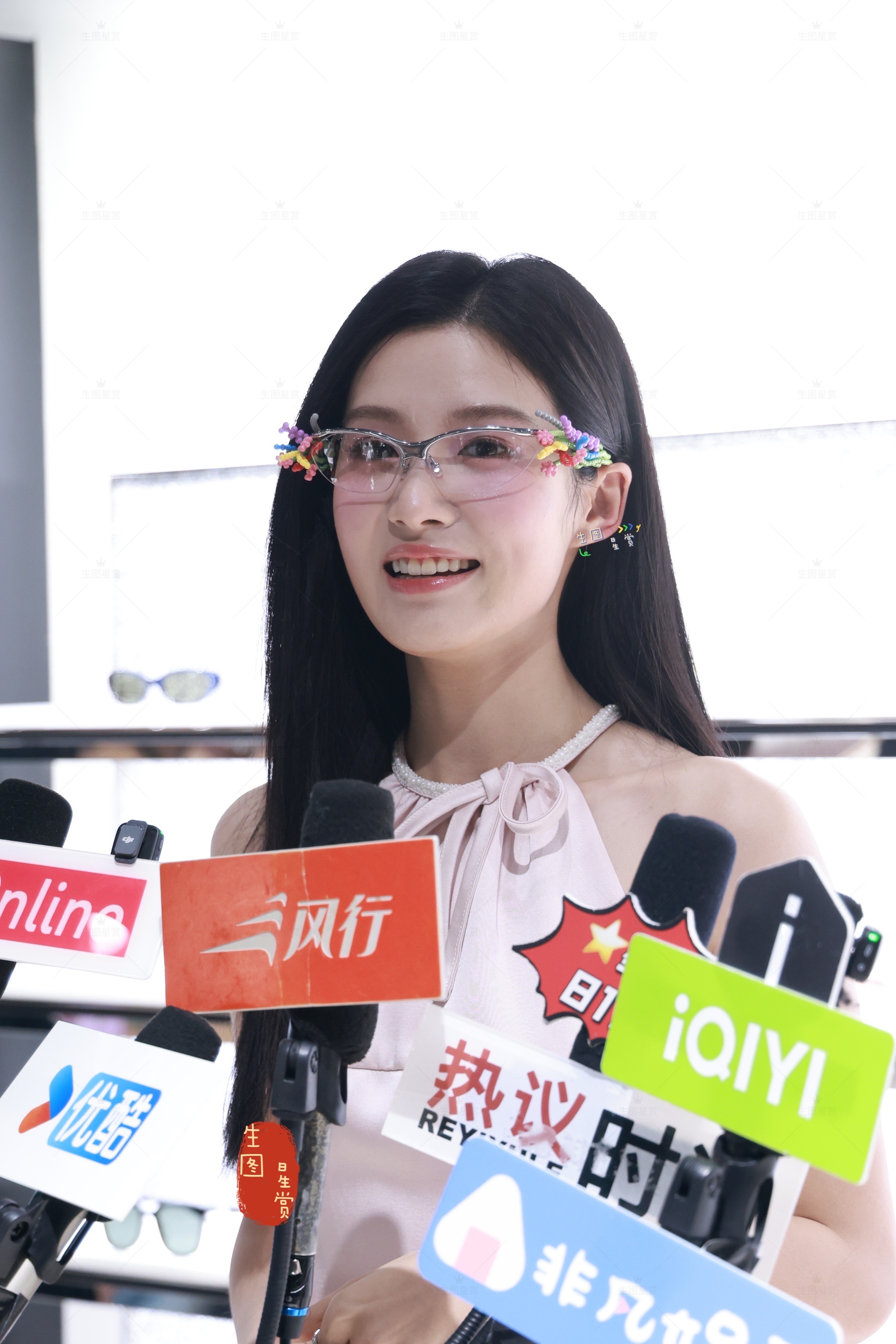 卢昱晓上海GM活动出图高智感学姐噜噜晓美美哒🌸 