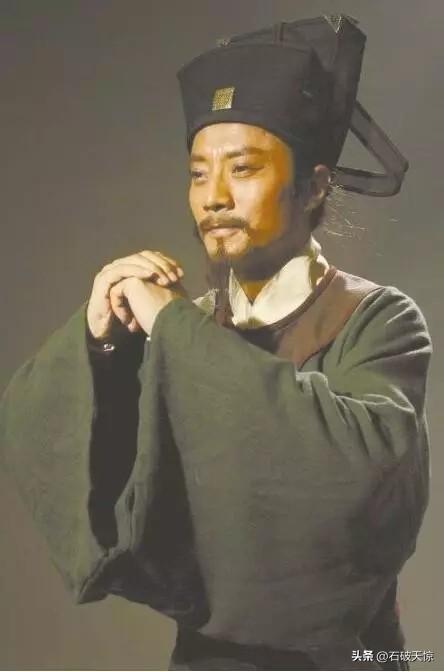 人肉大餐：宋江把黄文炳活剐后煮了吃的背后深意


梁山泊众人劫了江州法场救出宋江