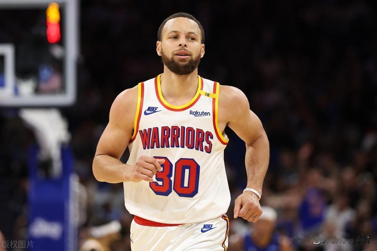 谁能相信啊，今年36岁的库里创造了一个NBA记录！
在今天的NBA常规赛中，勇士