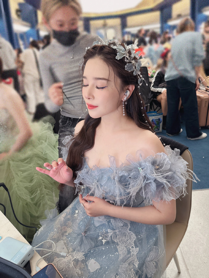 阚清子幸福阚清子老公明目张胆的宠溺阚清子幸福，阚清子老公明目张胆的宠溺，阚清子浪