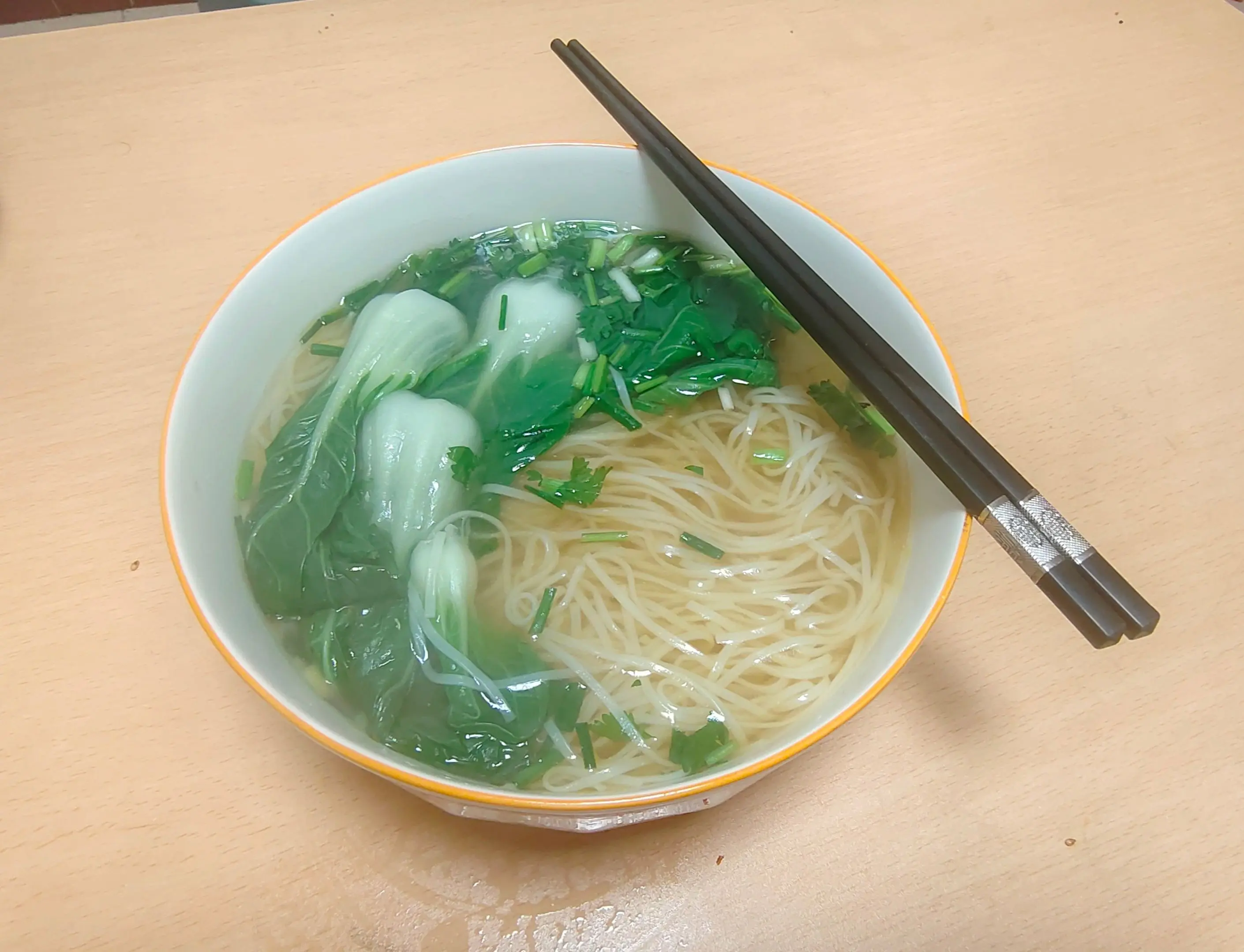 幸福不过一碗清汤挂面