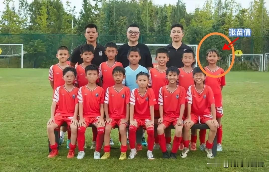大跌眼镜！
草根少年队横扫
欧洲豪门梯队，7战全胜夺冠…
 
一群正常上学的孩子