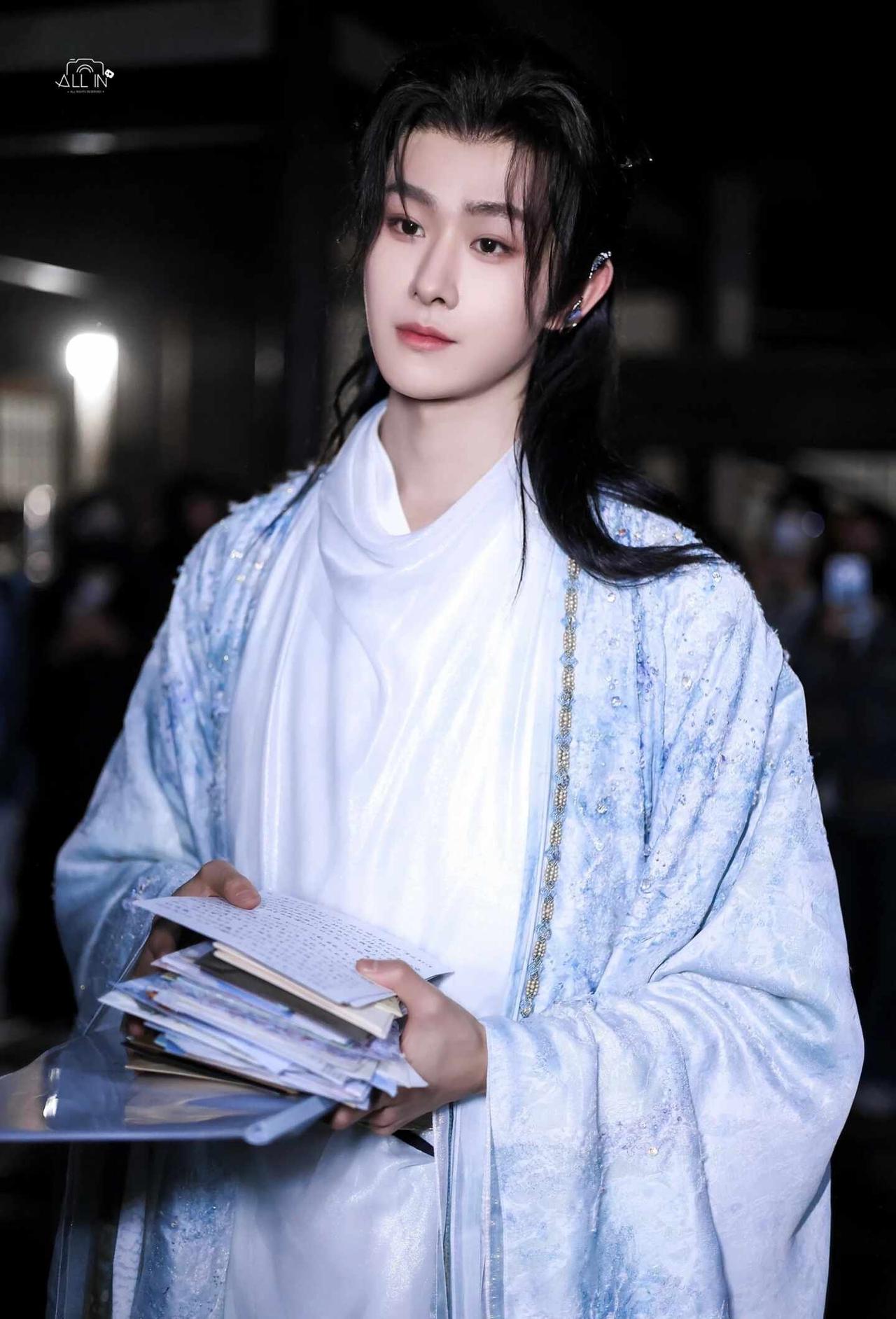 我拍的田嘉瑞
田嘉瑞 云九川