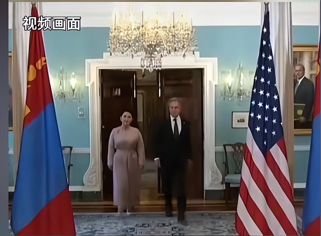 这记耳光实在太响了！美国暗中怂恿，蒙古煤炭停供中国，转投日韩？结果蒙古果断反悔了