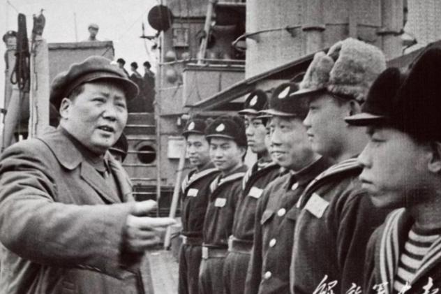 1956年毛主席做出预言，台湾未来只有两条路，现在看真的精准！毛主席说：“台湾想