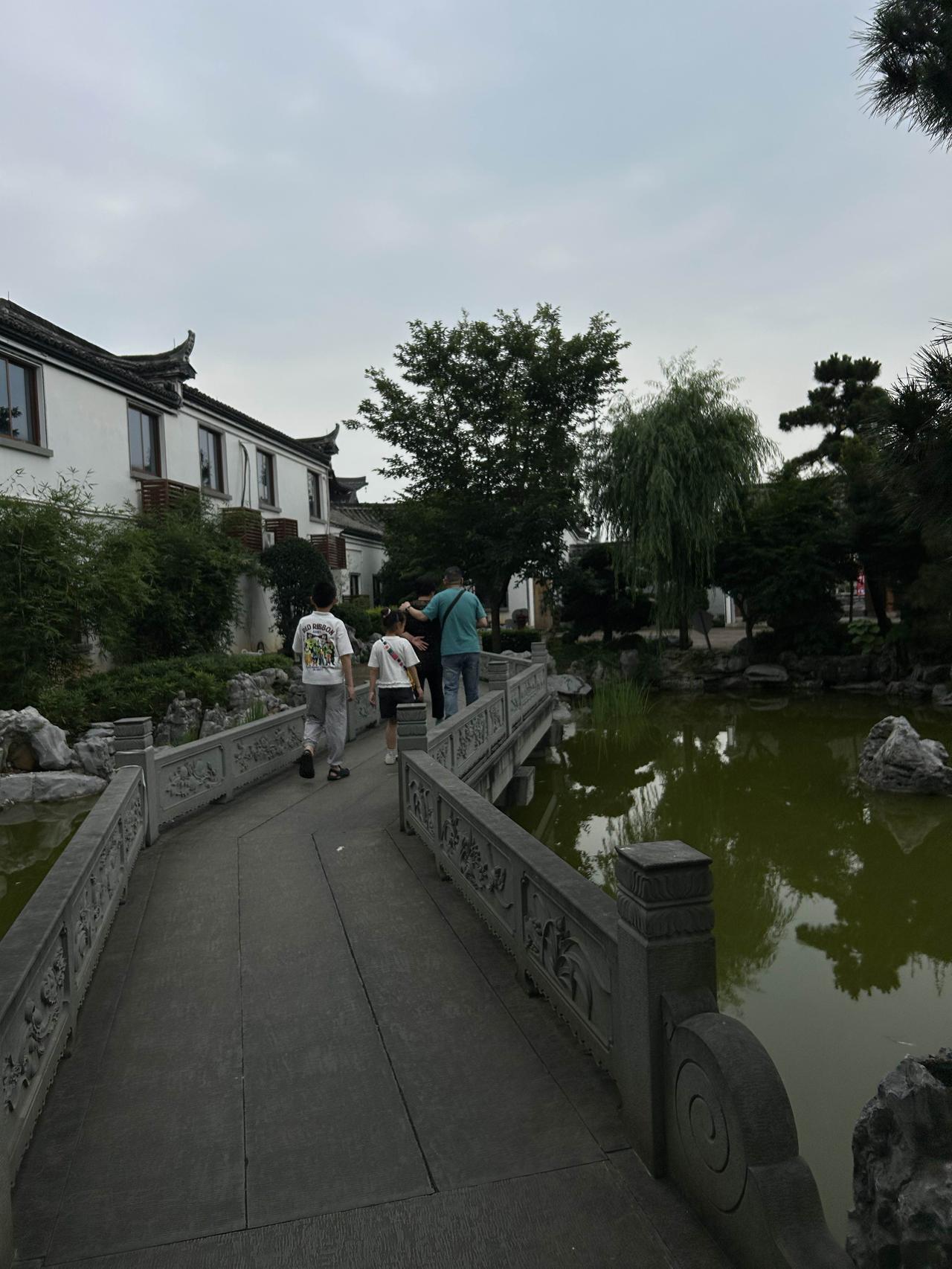 三餐四季，柴米油盐，简单的烟火日常，就是最踏实的幸福。