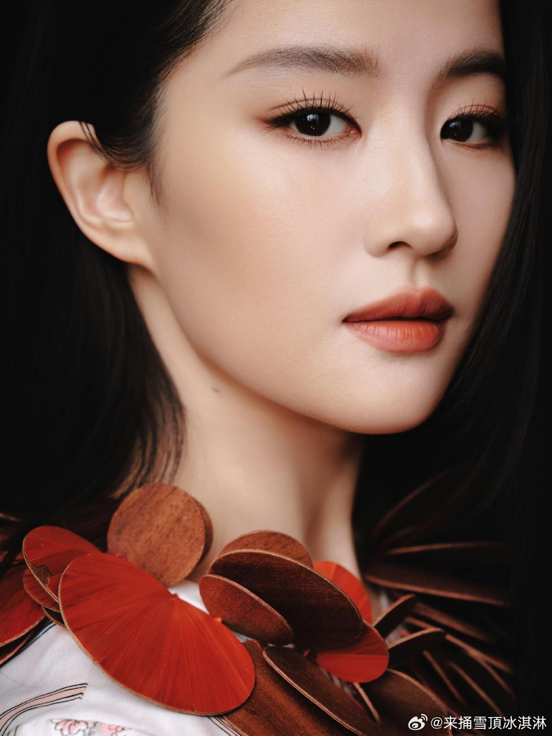 秀场碰到刘亦菲嗯嗯 