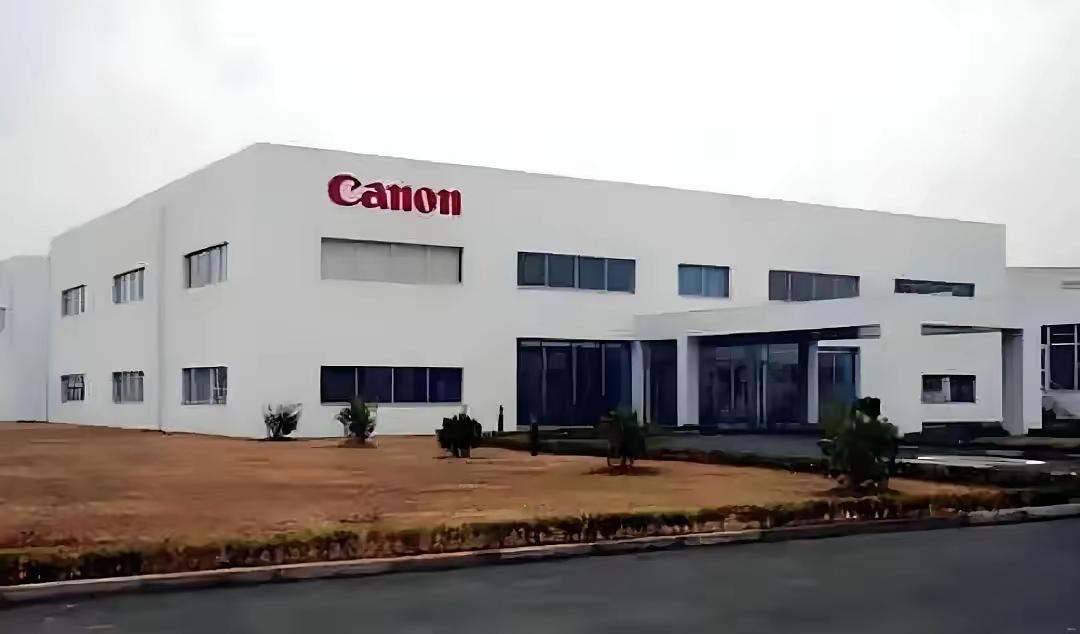 这波日企撤厂也太蹊跷了！
日产停了武汉整车线，佳能、养乐多关了工厂，松下也

砍