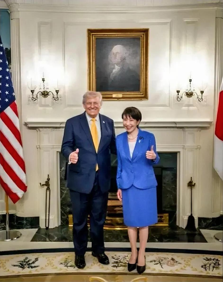 白宫在X（推特）上发布的日本首相高市早苗（右）与美国总统特朗普的照片（来自白宫账