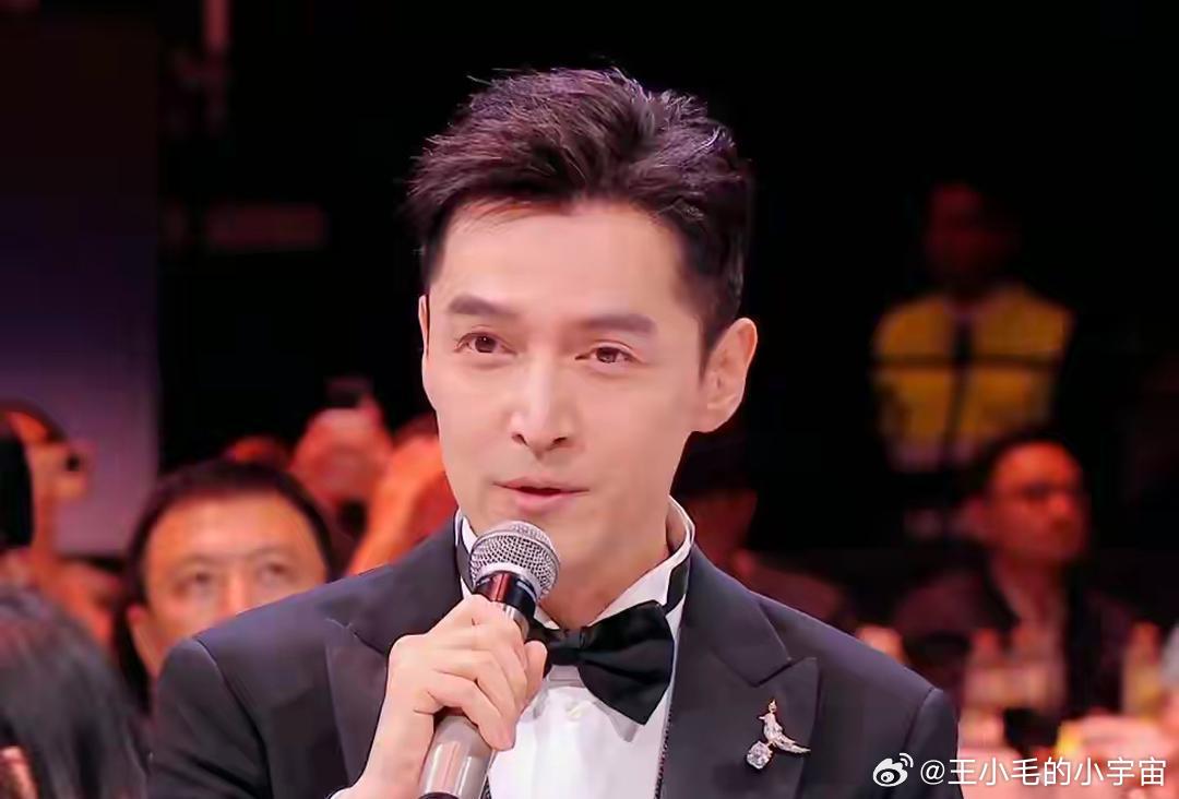 1. 章子怡女儿据说一直很喜欢宋雨琦，章子怡也曾帮女儿追星。接触多了之后，两人还